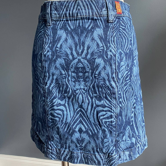 7 For All Mankind zebra print button front skirt - Picture 3 of 8